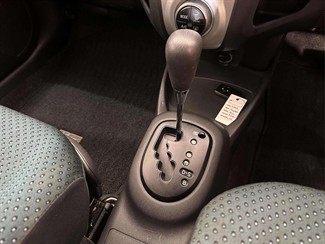 2006 Toyota Vitz - Thumbnail