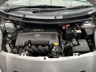 2006 Toyota Vitz - Thumbnail