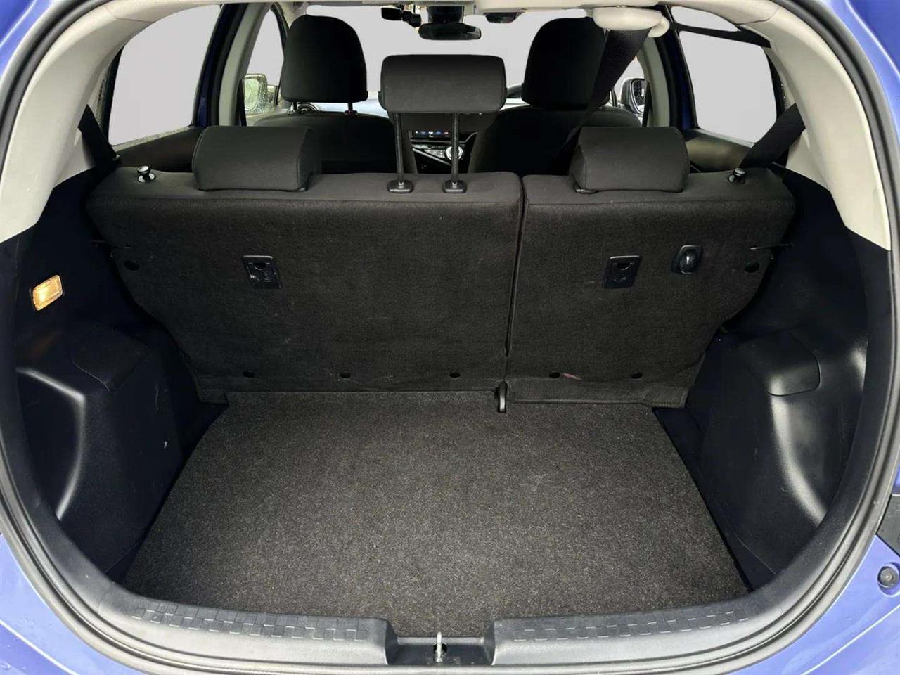 2016 Toyota AQUA