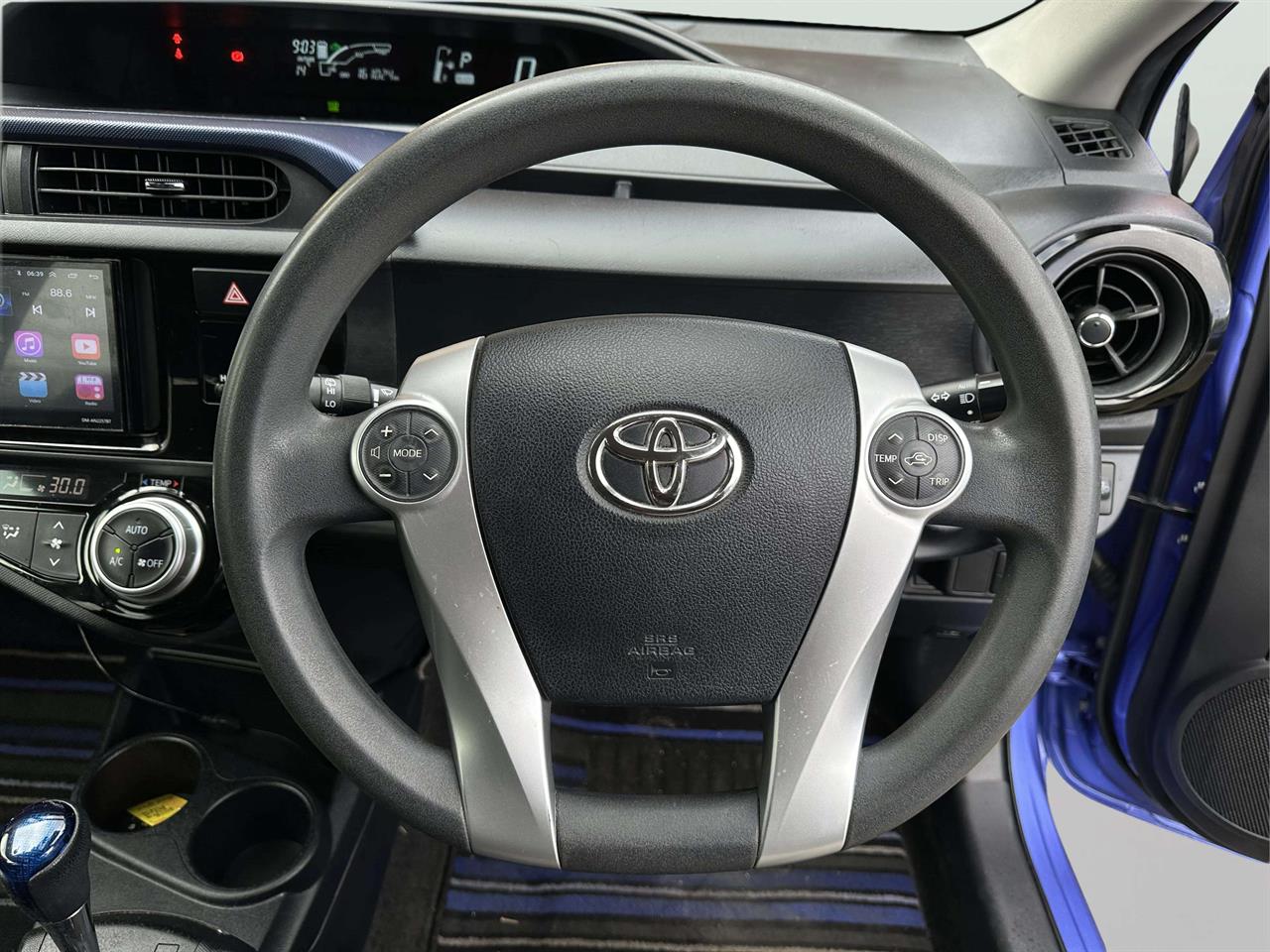2016 Toyota AQUA