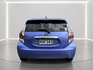 2016 Toyota AQUA - Thumbnail