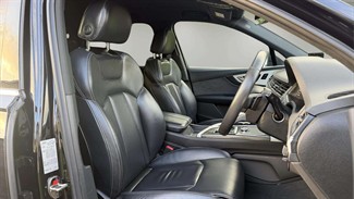 2017 Audi Q7 - Thumbnail