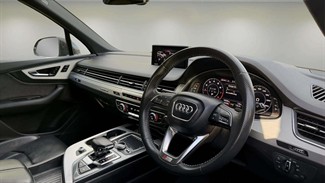 2017 Audi Q7 - Thumbnail
