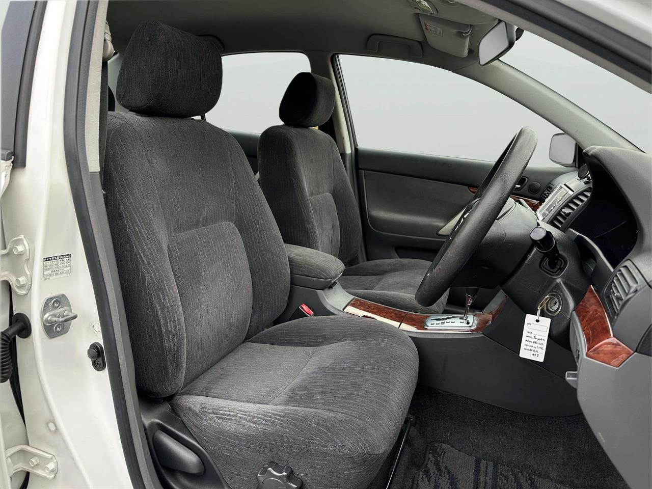 2005 Toyota Allion