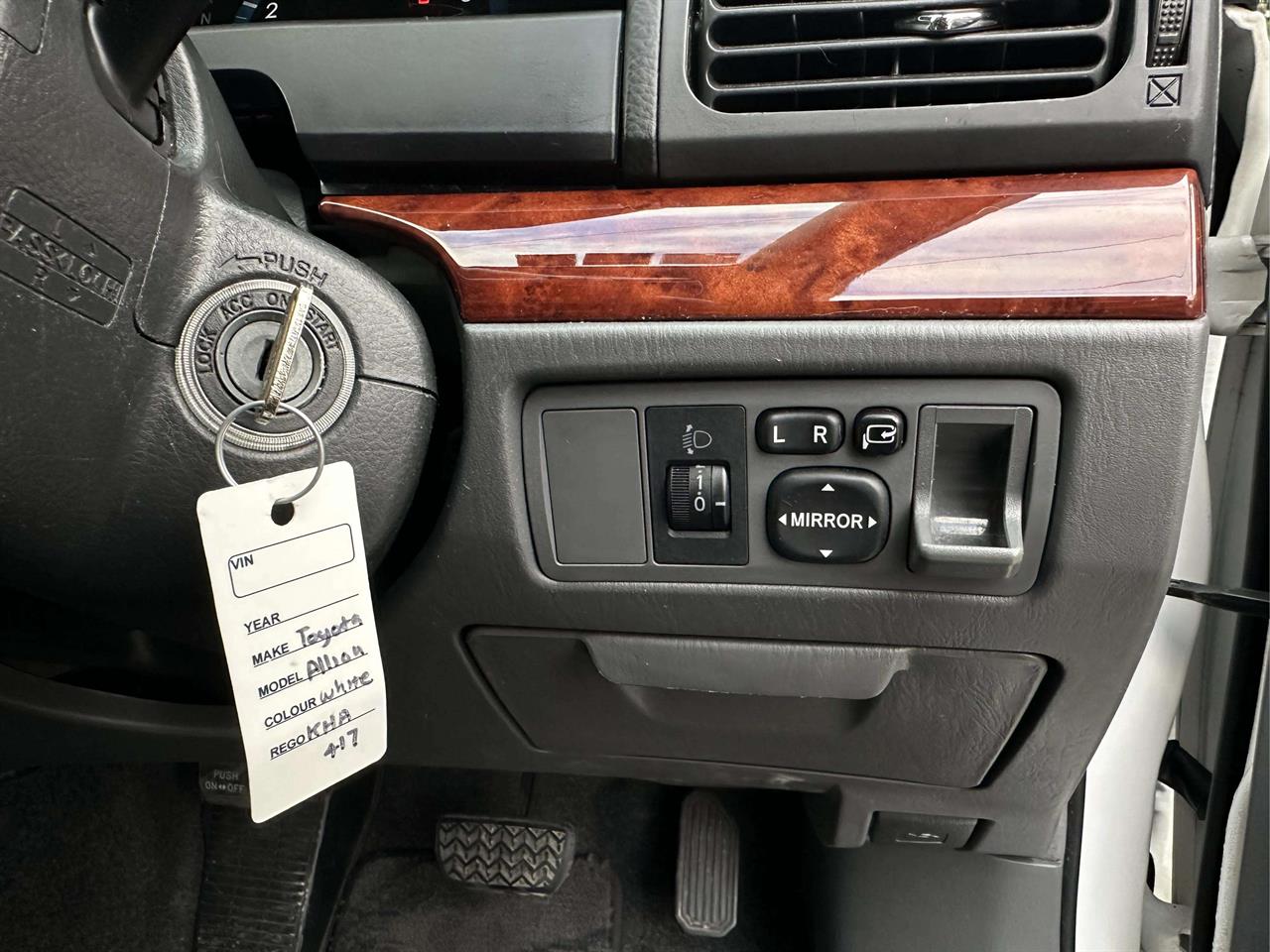 2005 Toyota Allion
