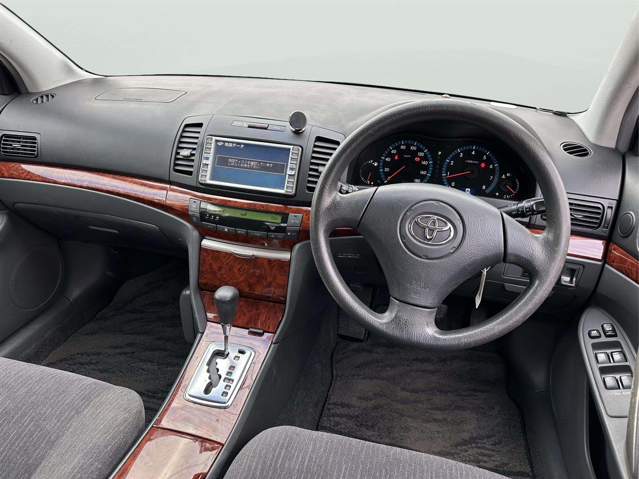 2005 Toyota Allion