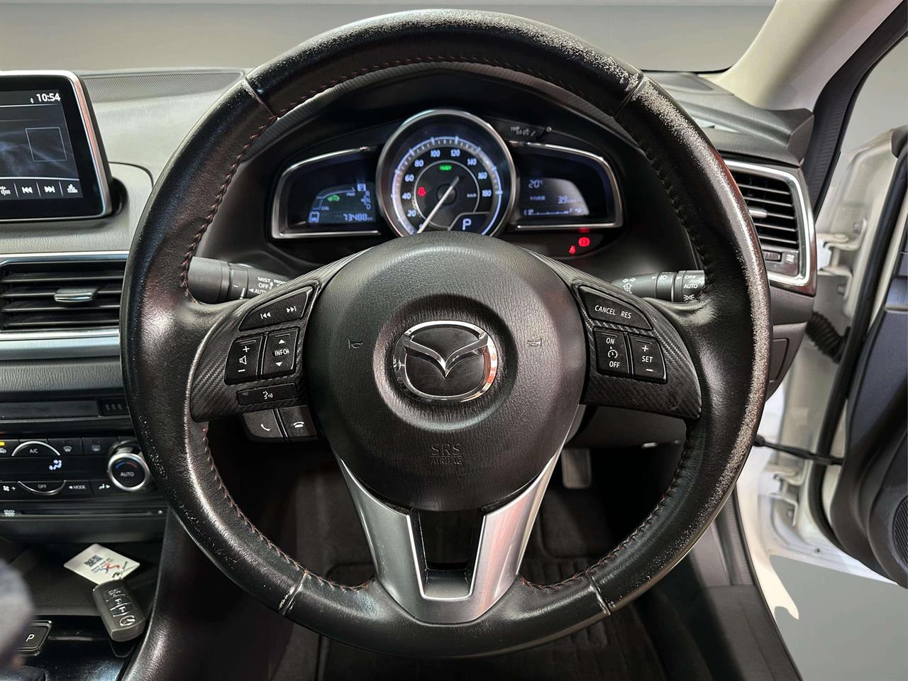 2014 Mazda Axela