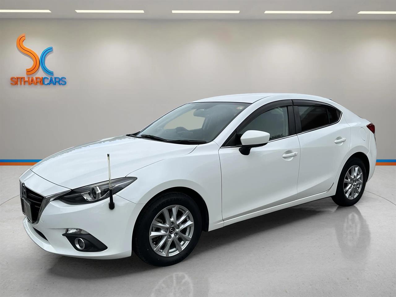 2014 Mazda Axela