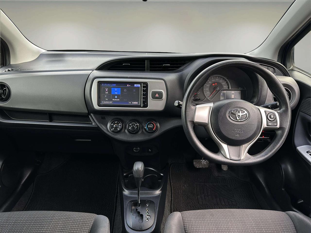 2015 Toyota Vitz
