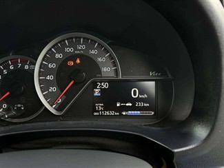 2015 Toyota Vitz - Thumbnail