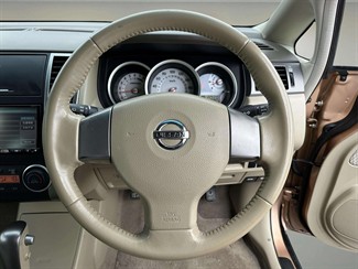 2009 Nissan Tiida - Thumbnail