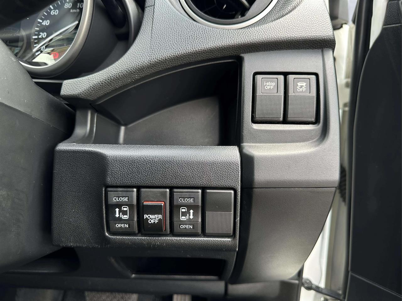 2014 Mazda Premacy