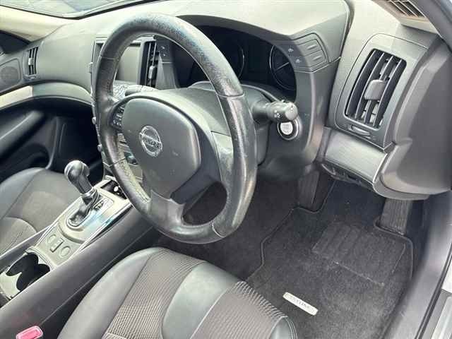 2012 Nissan Skyline
