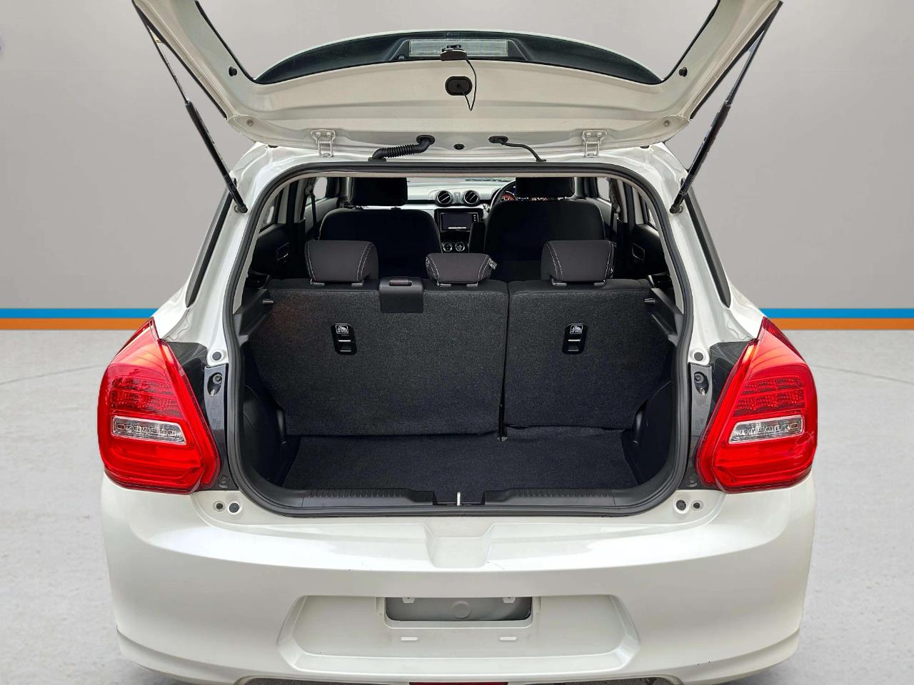 2019 Suzuki SWIFT