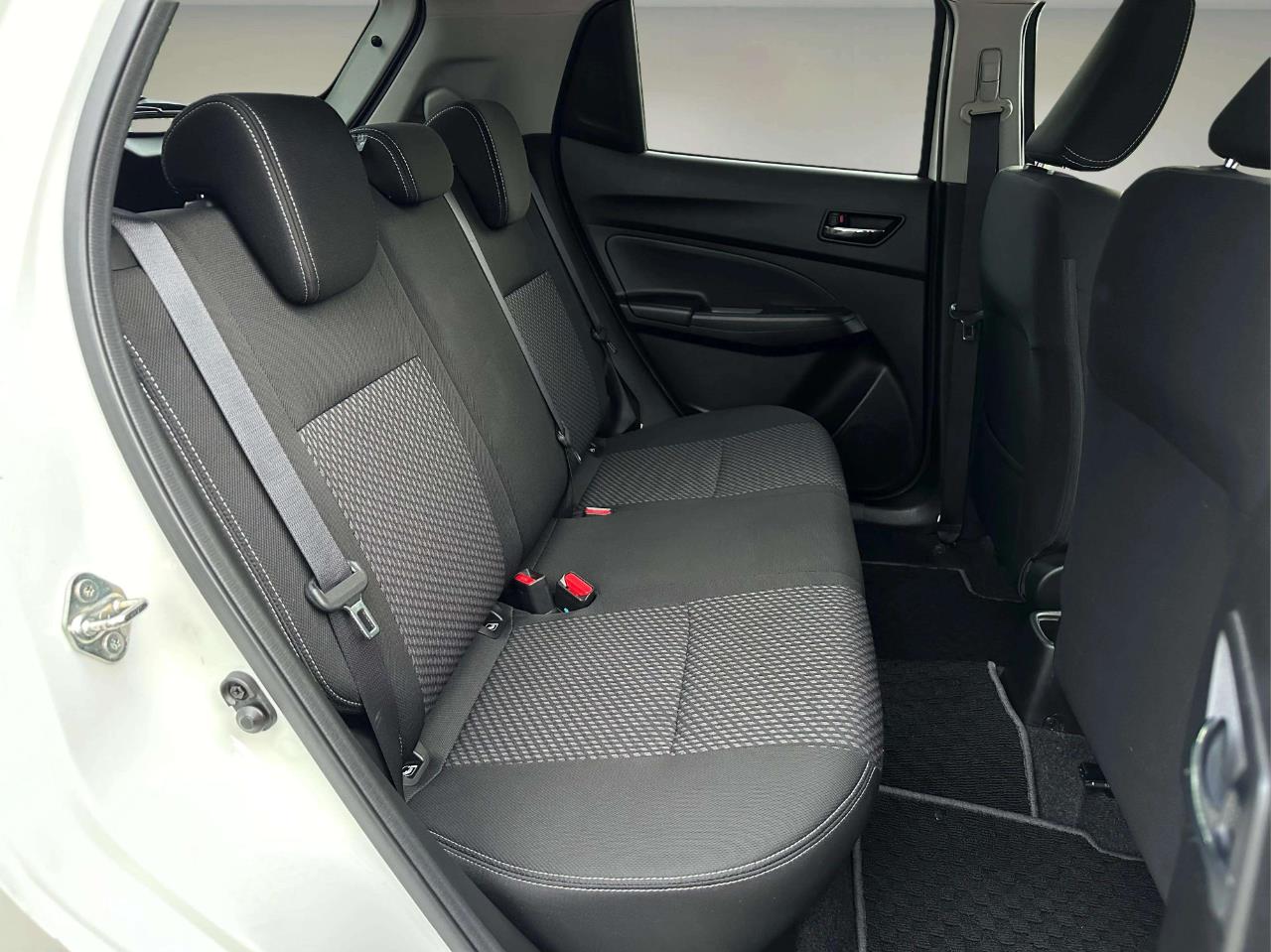2019 Suzuki SWIFT