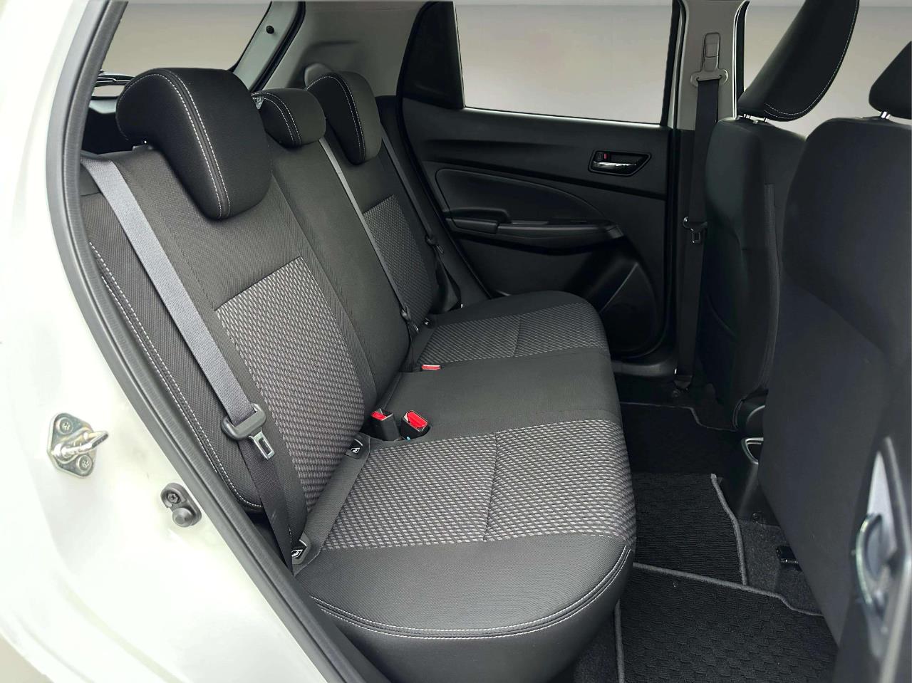 2019 Suzuki SWIFT