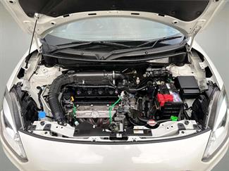 2019 Suzuki SWIFT - Thumbnail