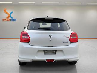 2019 Suzuki SWIFT - Thumbnail
