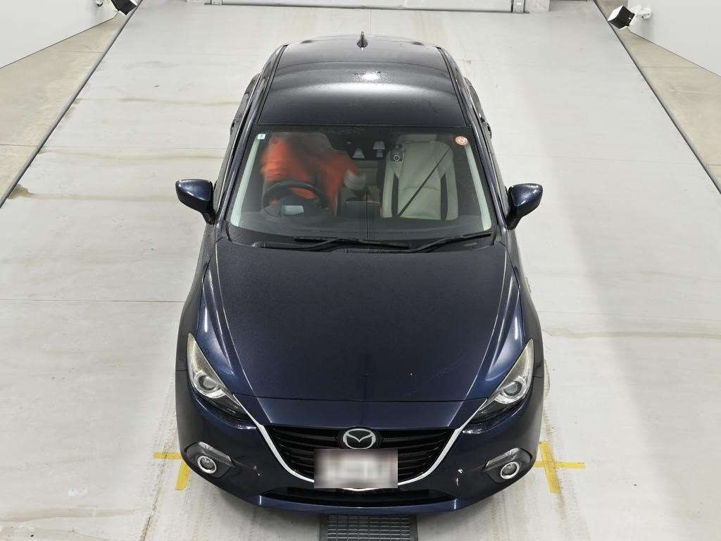 2015 Mazda Axela