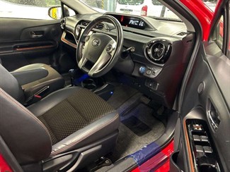 2015 Toyota AQUA - Thumbnail
