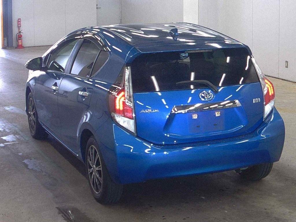 2015 Toyota AQUA