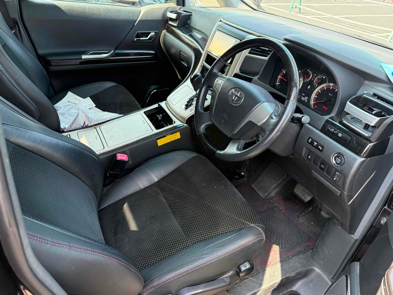 2014 Toyota VELLFIRE