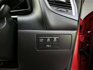 2016 Mazda Axela - Thumbnail