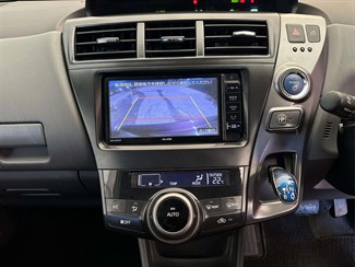 2014 Toyota Prius - Thumbnail