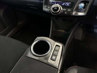 2014 Toyota Prius - Thumbnail