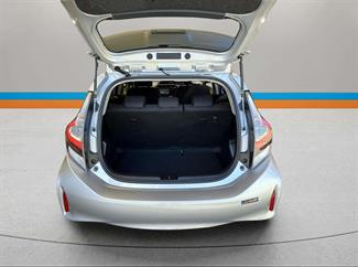 2020 Toyota AQUA - Thumbnail