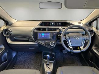 2020 Toyota AQUA - Thumbnail
