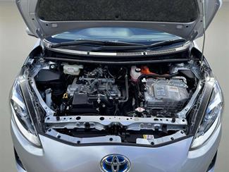 2020 Toyota AQUA - Thumbnail