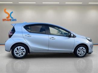 2020 Toyota AQUA - Thumbnail