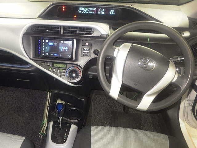2014 Toyota AQUA