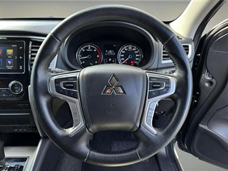 2023 Mitsubishi Triton - Thumbnail