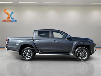 2023 Mitsubishi Triton - Thumbnail