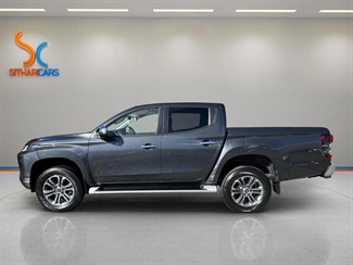 2023 Mitsubishi Triton - Thumbnail