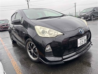 2013 Toyota AQUA - Thumbnail