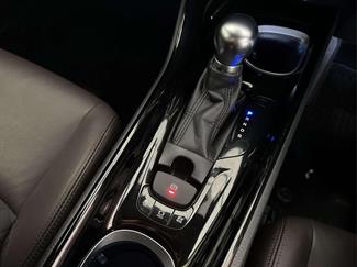 2017 Toyota C-HR - Thumbnail