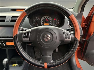 2005 Suzuki SWIFT - Thumbnail