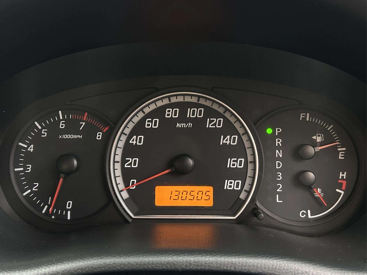 2005 Suzuki SWIFT