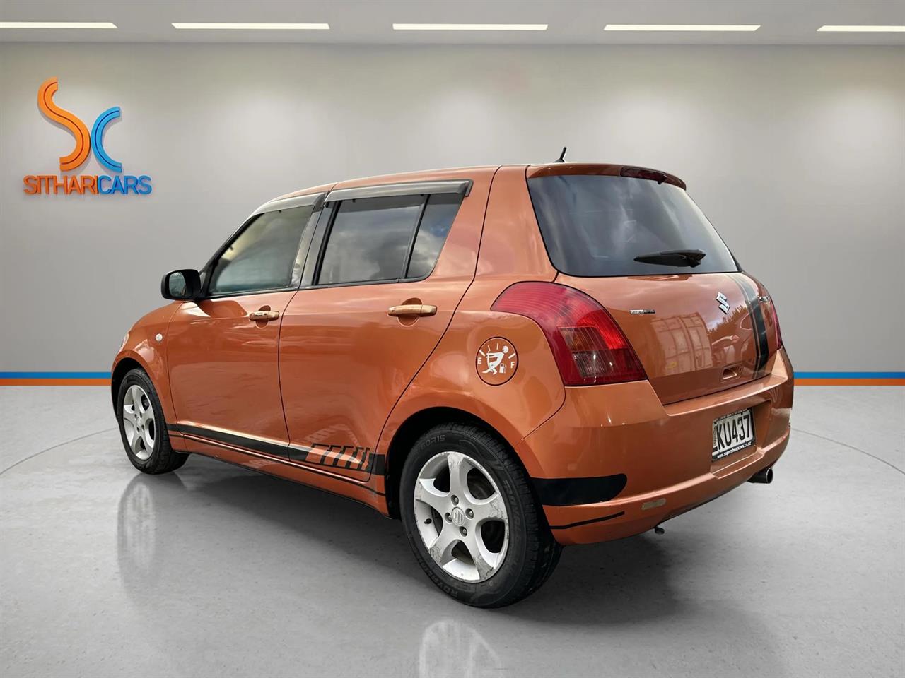 2005 Suzuki SWIFT