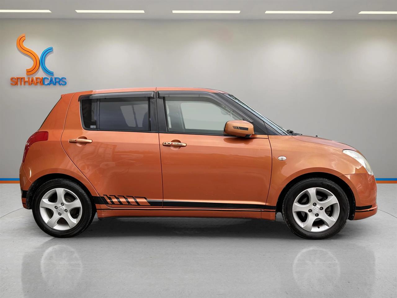 2005 Suzuki SWIFT