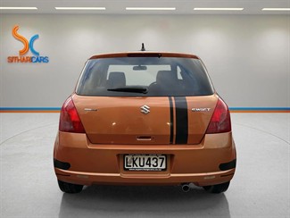 2005 Suzuki SWIFT - Thumbnail