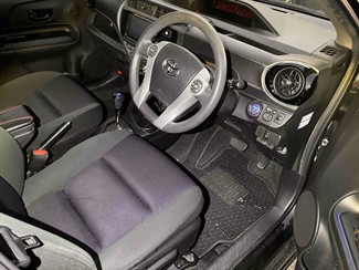 2015 Toyota AQUA - Thumbnail