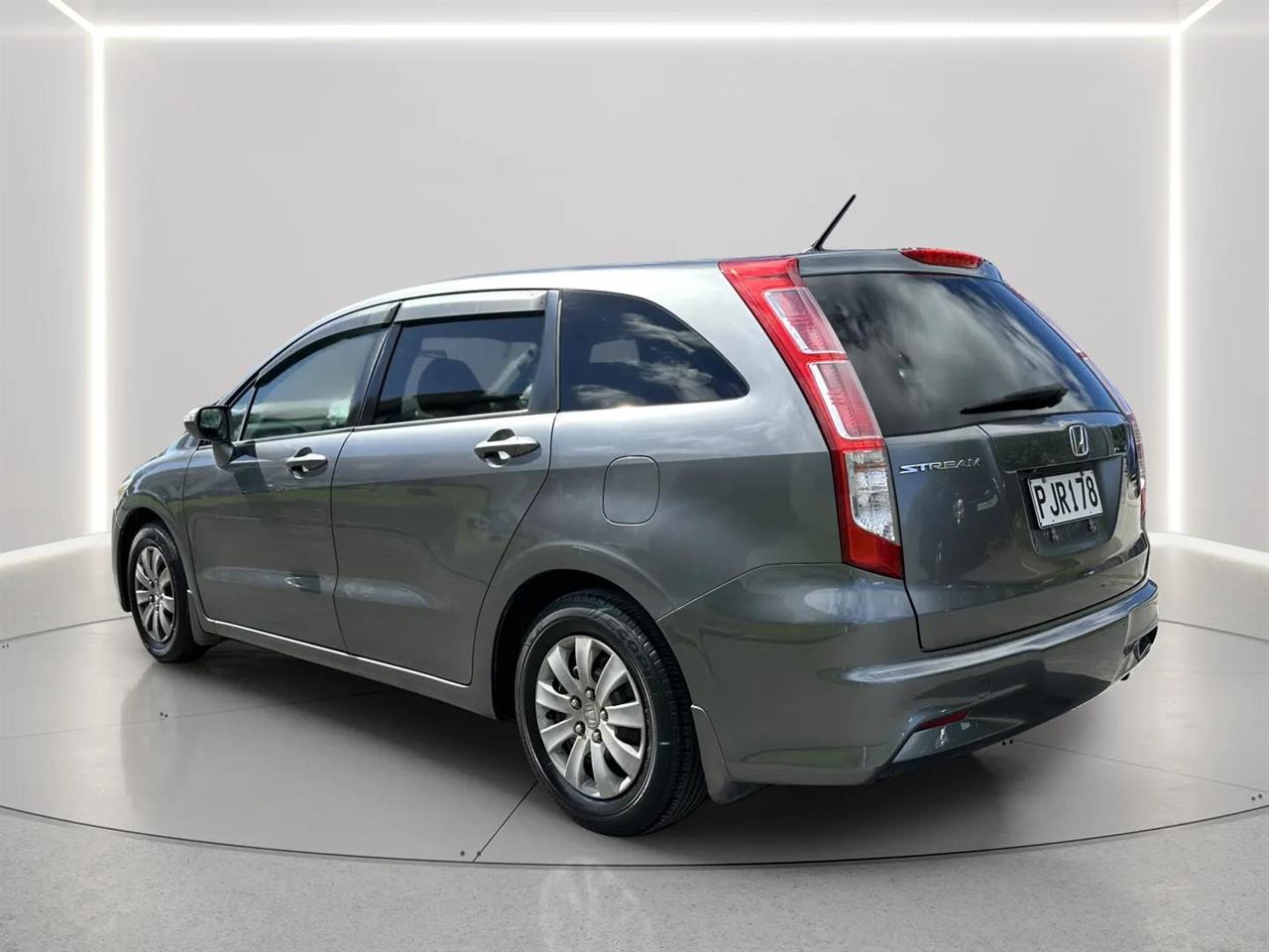 2010 Honda Stream