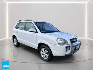 2009 Hyundai Tucson - Thumbnail