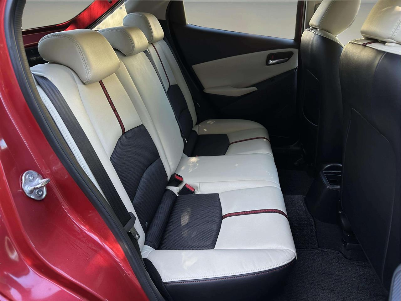 2015 Mazda Demio