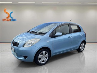 2005 Toyota Vitz - Thumbnail