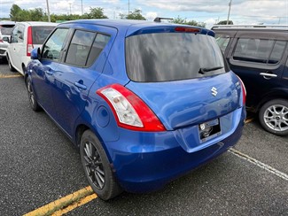 2016 Suzuki SWIFT - Thumbnail